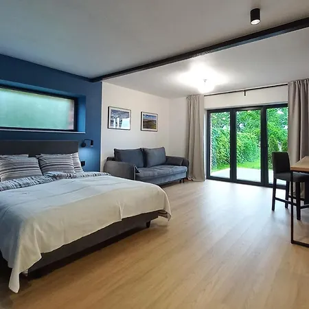 Między Mostami Hotel apartamentowy 3*