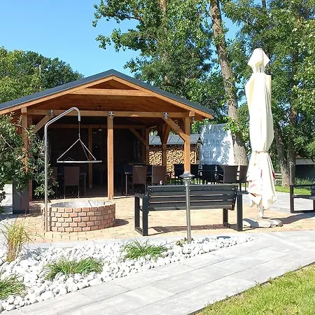 아파트호텔 Miedzy Mostami