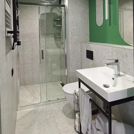 Miedzy Mostami 아파트호텔 스테그나