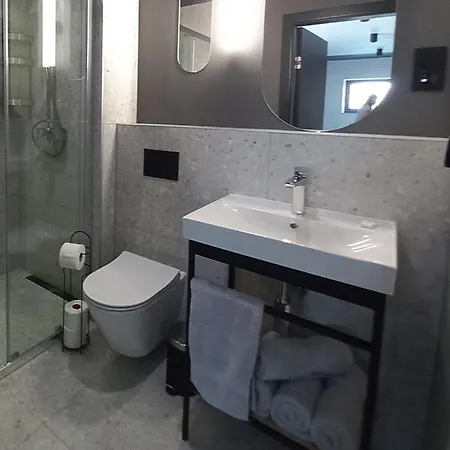 Hotel apartamentowy Między Mostami 3*