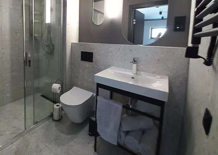 Ξενοδοχείο με διαμερίσματα Miedzy Mostami 3*