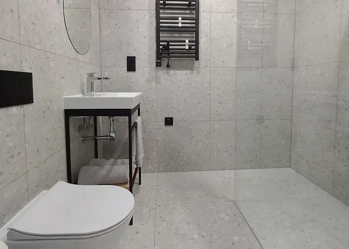 Ξενοδοχείο με διαμερίσματα Miedzy Mostami 3*