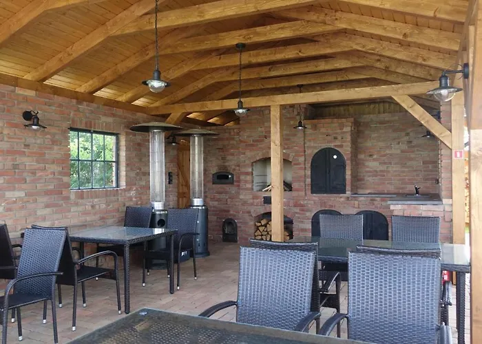 Ξενοδοχείο με διαμερίσματα Miedzy Mostami Stegna (Pomerania)