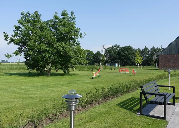 Ξενοδοχείο με διαμερίσματα Miedzy Mostami